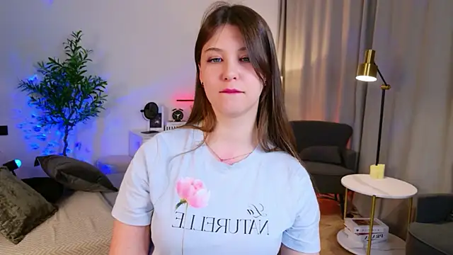 ElizaMild Chat XXX in diretta