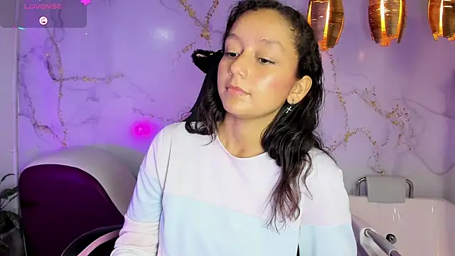 katy_sweet19: απευθείας συνομιλία ΧΧΧ