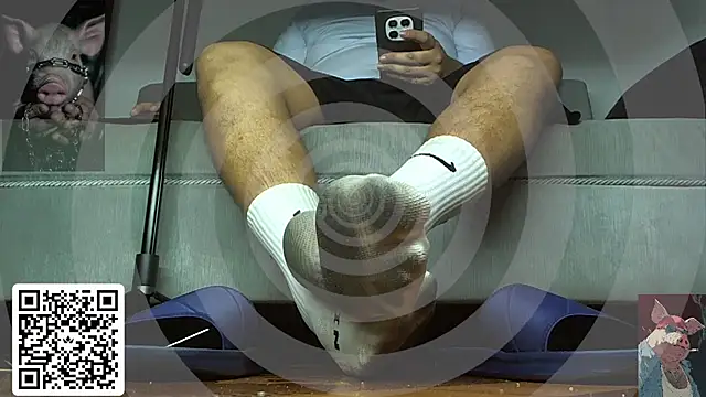 Czat XXX na żywo – Alphacashmaster777