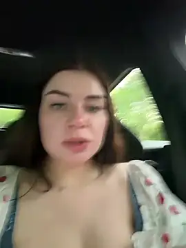 Онлайн чат XXX EllyNora