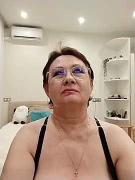 XXX chat uživo modela SalientClean