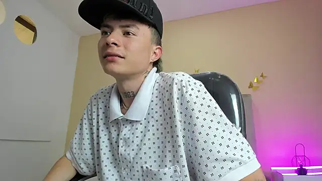 Nascary_Fox Chat XXX live