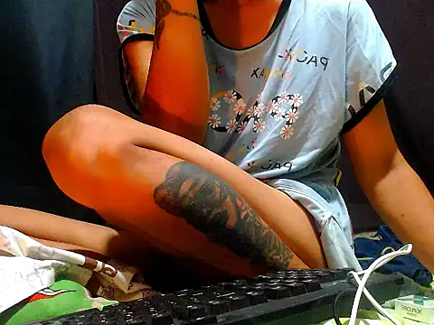 عرض كام AwesomeMistress_Bigcock