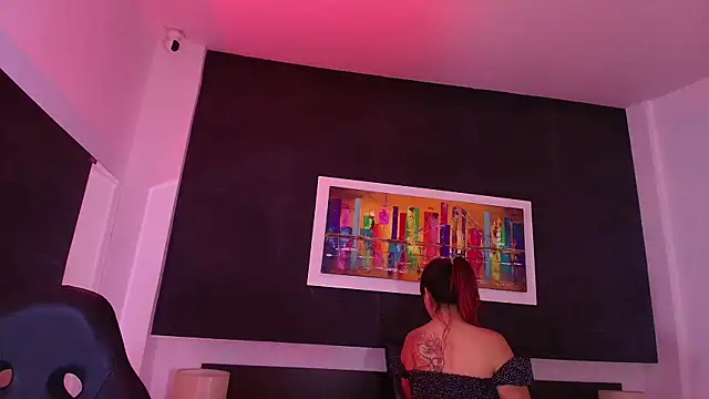 EvaaFoxxy1 Adlı Modelin Canlı XXX Sohbeti