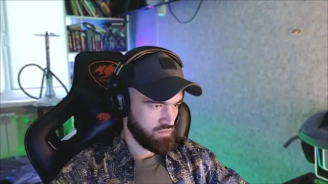 _Mostly_ live XXX chat
