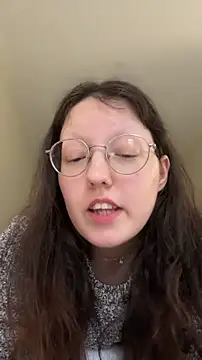 EmiSparks Live XXX-chat