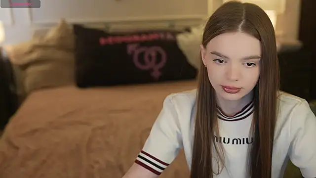 Zlata_Sky Pertunjukan Webcam