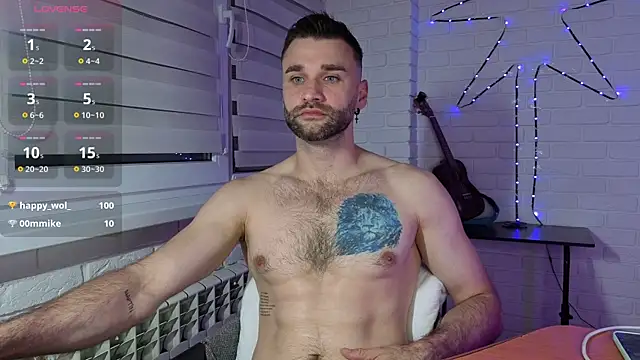 Show modela DaddySlava na web-kameri