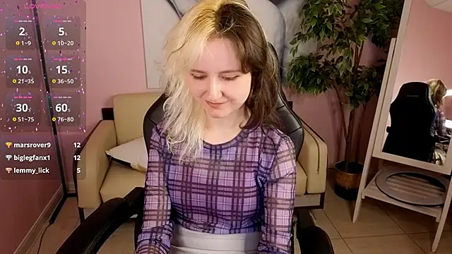 LinaVeritas' Live XXX Chat