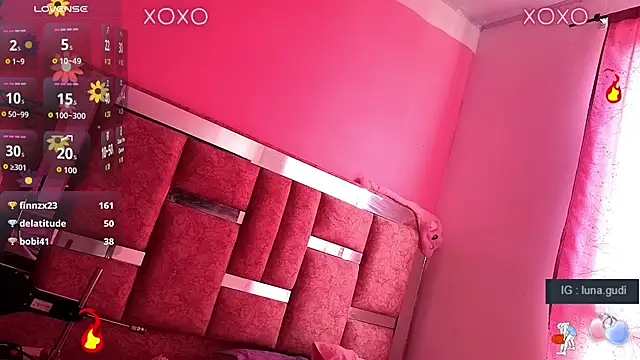 lunagudis' Webcam Show