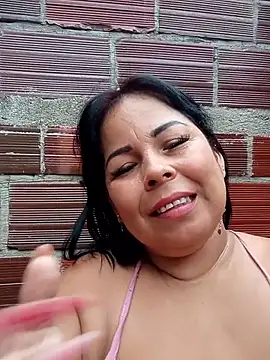 Mother-Big-tits Webcamshow