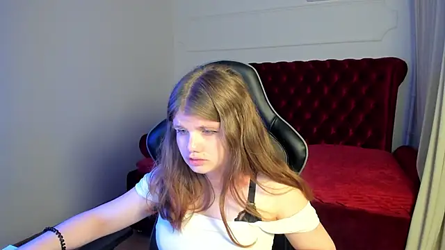 Chat +18 de ChloeHalses ao vivo