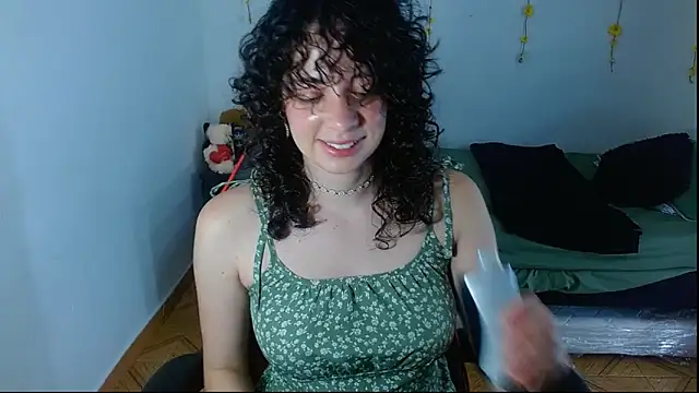 Chat XXX en directo de sajecrismaa