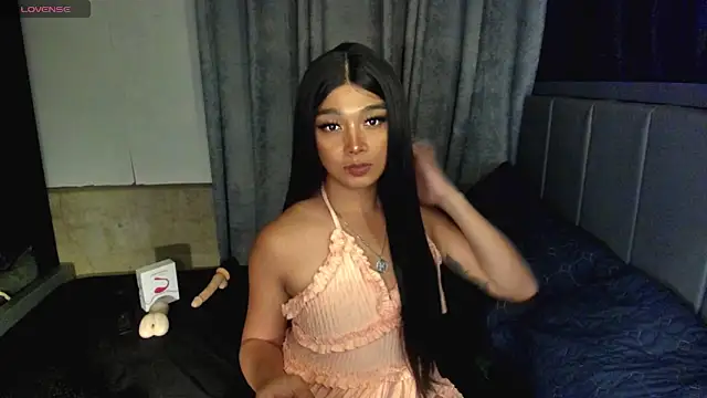 TrinityFucksYou Adlı Modelin Canlı XXX Sohbeti