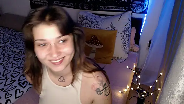 XXX chat uživo modela AlienforTwenty