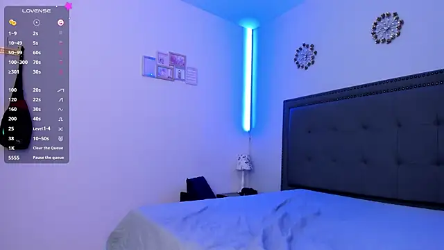 AmaraFontaine webcam show