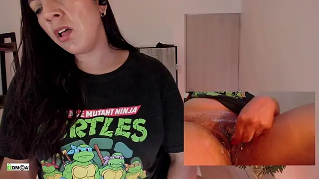 urcute_kitten's Live XXX Chat