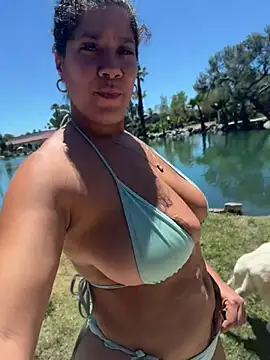 Онлайн чат XXX Bigbuttbrooklynn