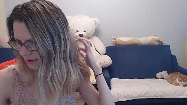 night_is_darkn Live XXX chat