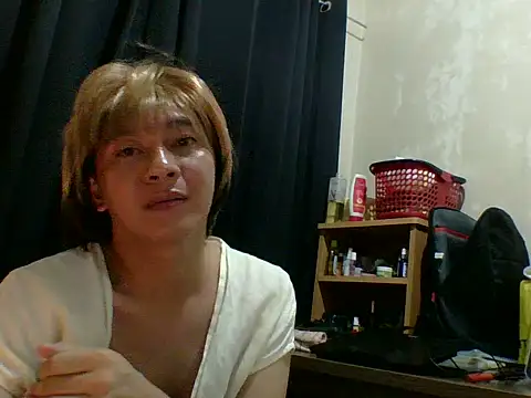 sweetinnocent69xxx Show Webcam
