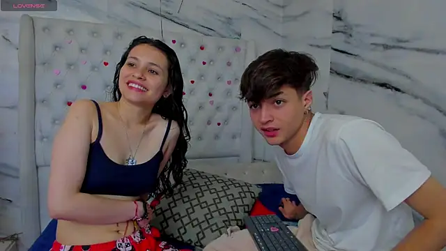 Ari_and_Storm Live XXX Chat