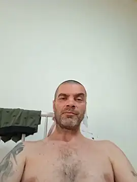 Show modela MASTERBALCANIAN na web-kameri