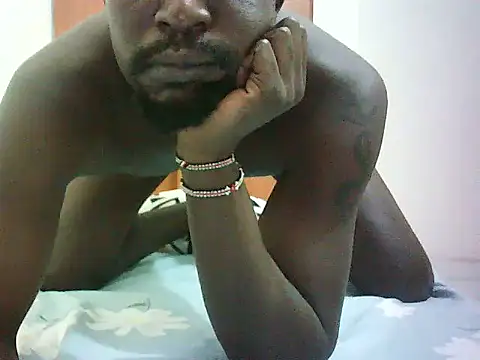 XXX chat uživo modela Uncut_EBONY