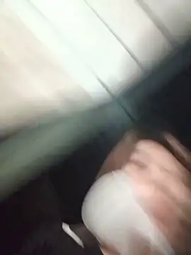 -Trinina- 在線直播表演