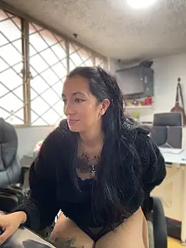 Chat XXX Live SALOME_KORLAND