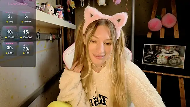 MiaMooonn's Live XXX Chat