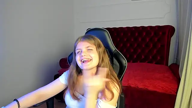 Pokazy przed kamerką – ChloeHalses