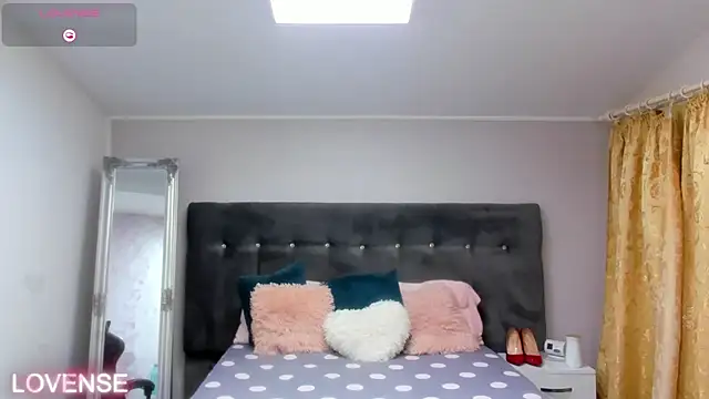 Chat XXX Live IlariaKent