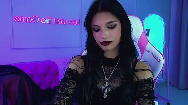 BeverlyMost's Live XXX Chat