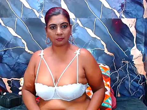 Czat XXX na żywo – indianerotica69
