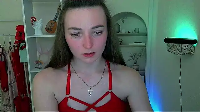_Barbie_Kiss_ Webcamshow