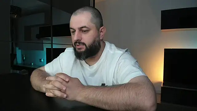 Chatroom XXX en direct de DravenPeak