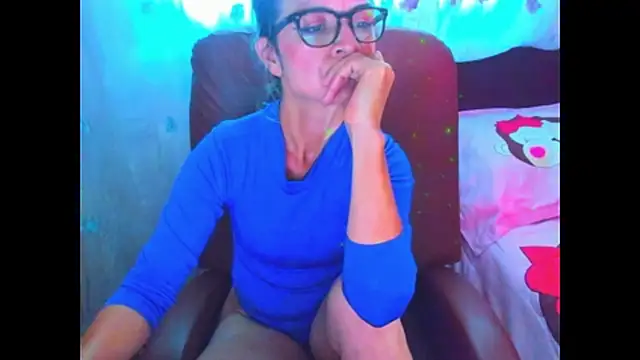 XXX chat uživo modela BrianaGarner