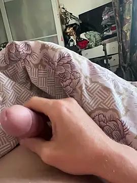 secretstraightanallover webkamerás műsora