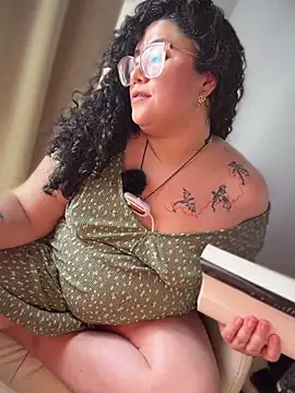 CurlyMilf_Vannexxxa Chat XXX live