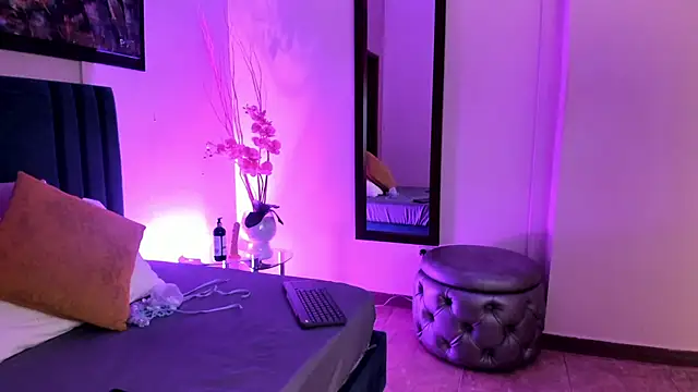 KatrionaNyx Adlı Modelin Canlı XXX Sohbeti