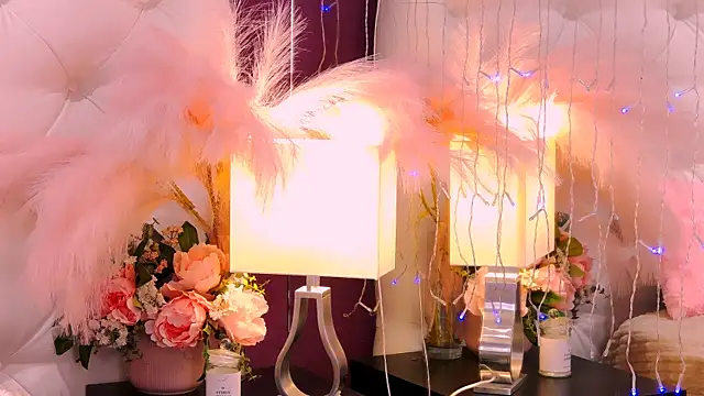 دردشة RheaSky الجنسية المباشرة