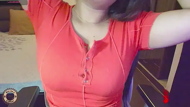 Yara-143's Webcam Show