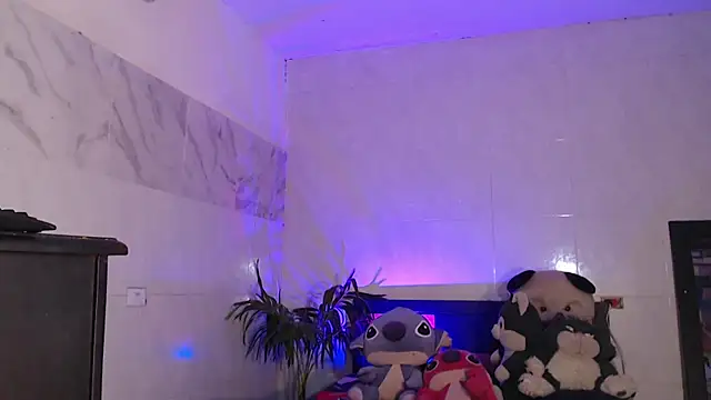 KimberlyXtremeのライブXXXチャット