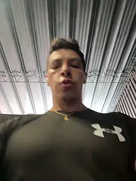 milangym127 XXX чат на живо