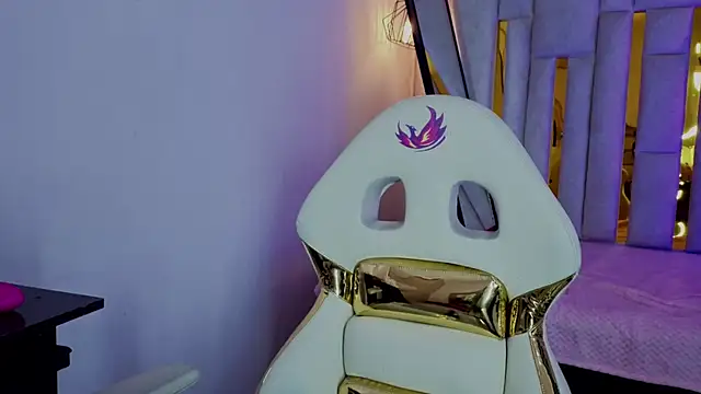 Melissa_Adamsx: онлайн-секс-чат