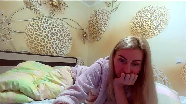 Вебкам-шоу Yourrealgirl