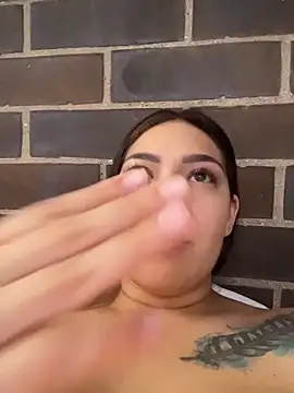Latina_vanessa 现场XXX聊天