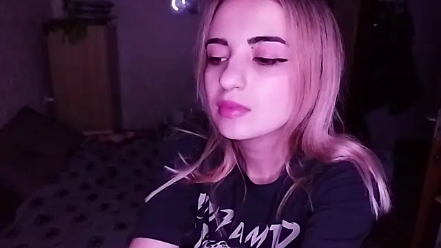 By_Mira Live XXX Chat