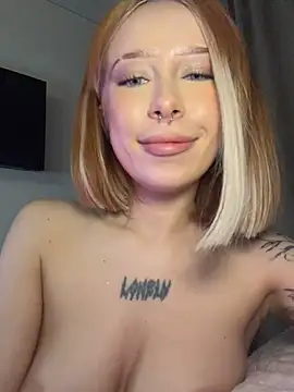 MaryMe-'s Webcam Show
