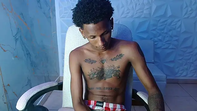 Show modela ManSant na web-kameri